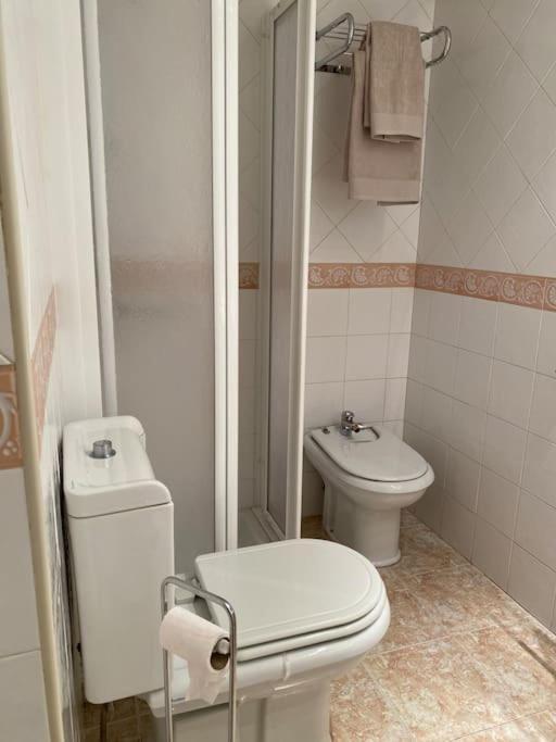 Lovely 2 Bedrooms Apartment Main Square بلاسينثيا المظهر الخارجي الصورة